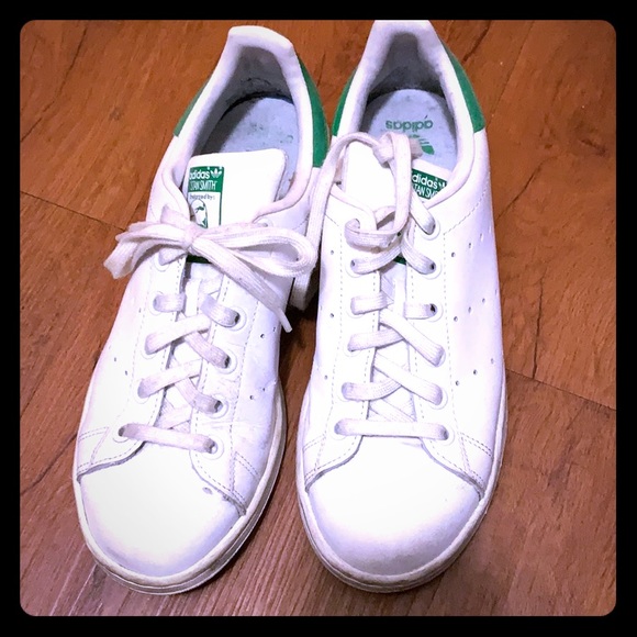 adidas Shoes - Stan Smith’s, size 7 adidas Shoes - Stan Smith’s, size 7